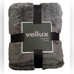 VELLUX Faux Fur throw 50 x 60 in dark gray. NWT